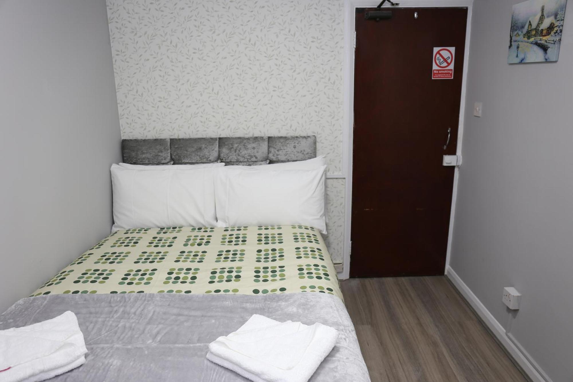 Elstree Inn 博勒姆伍德 外观 照片