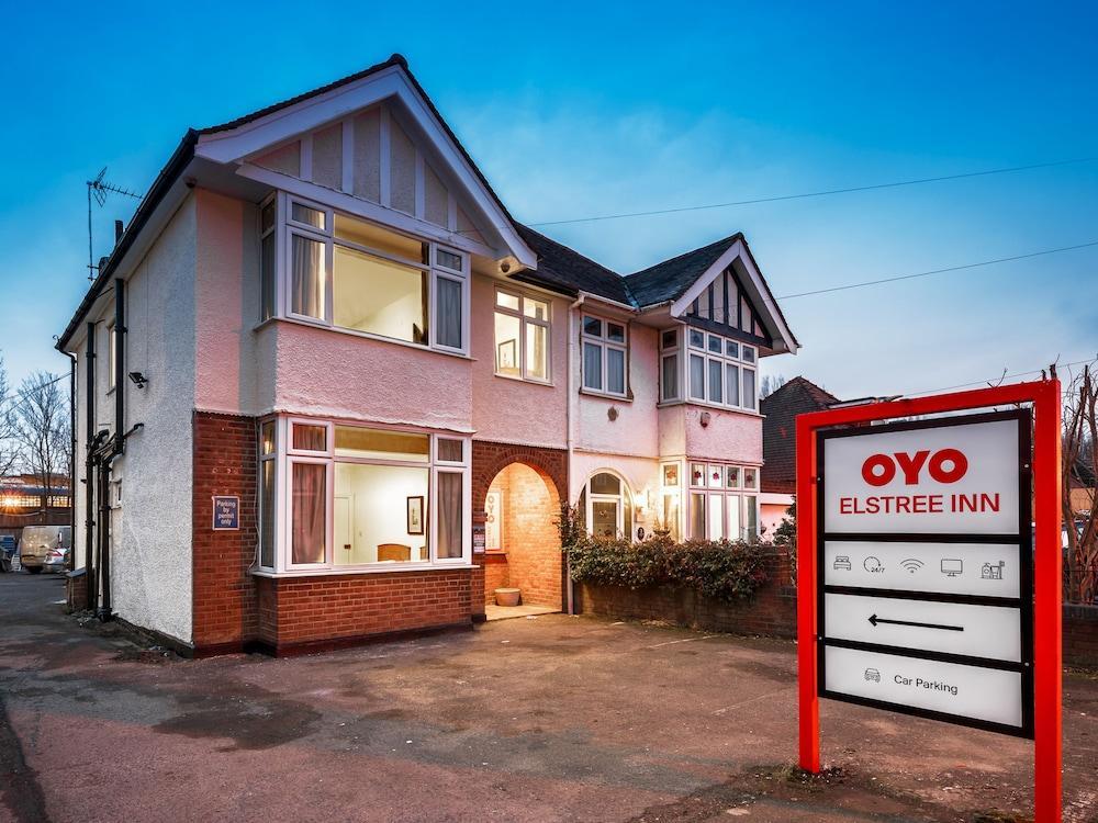 Elstree Inn 博勒姆伍德 外观 照片